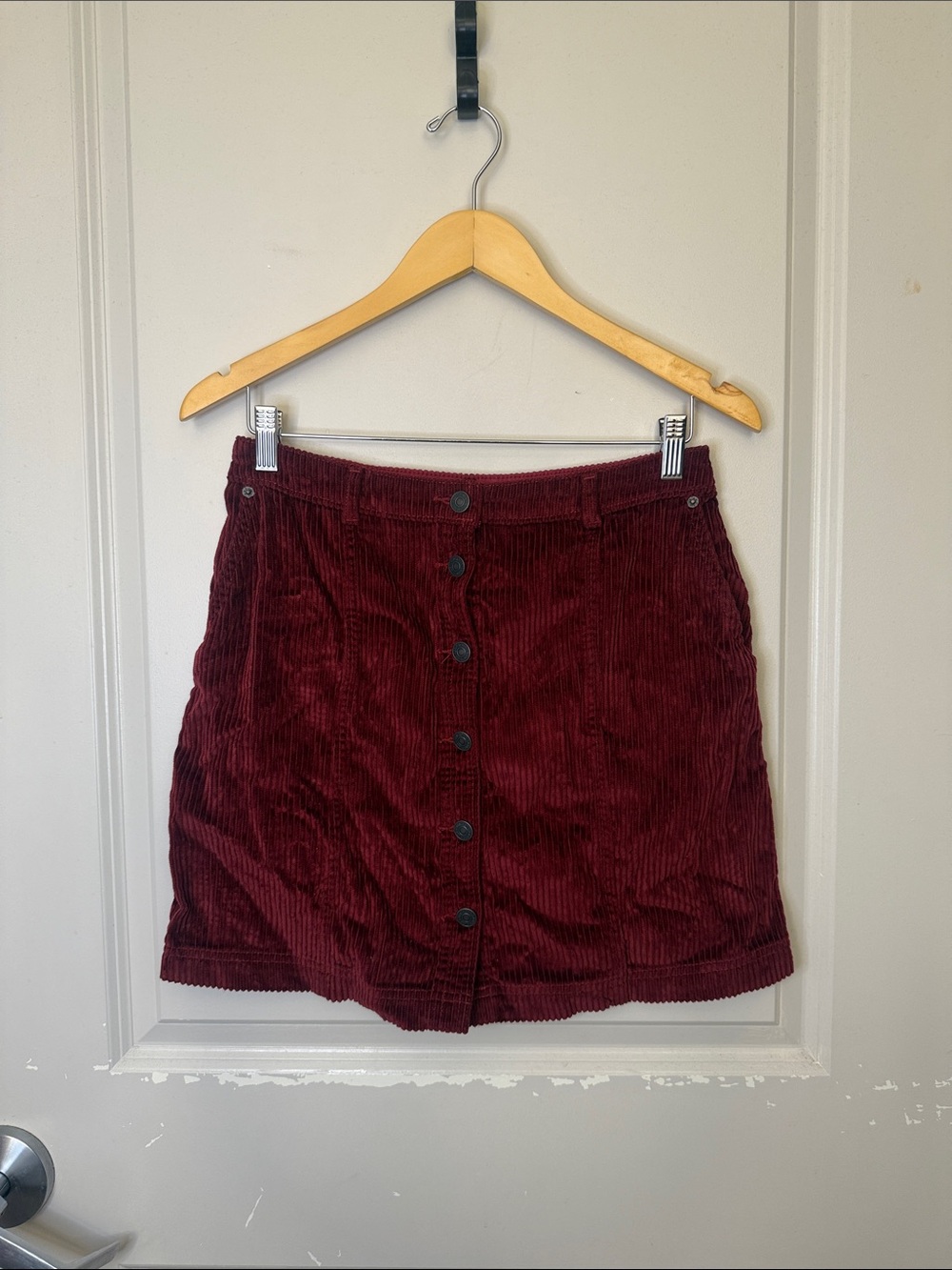 Abercrombie & Fitch Button-Front Corduroy Mini Skirt - Burgundy